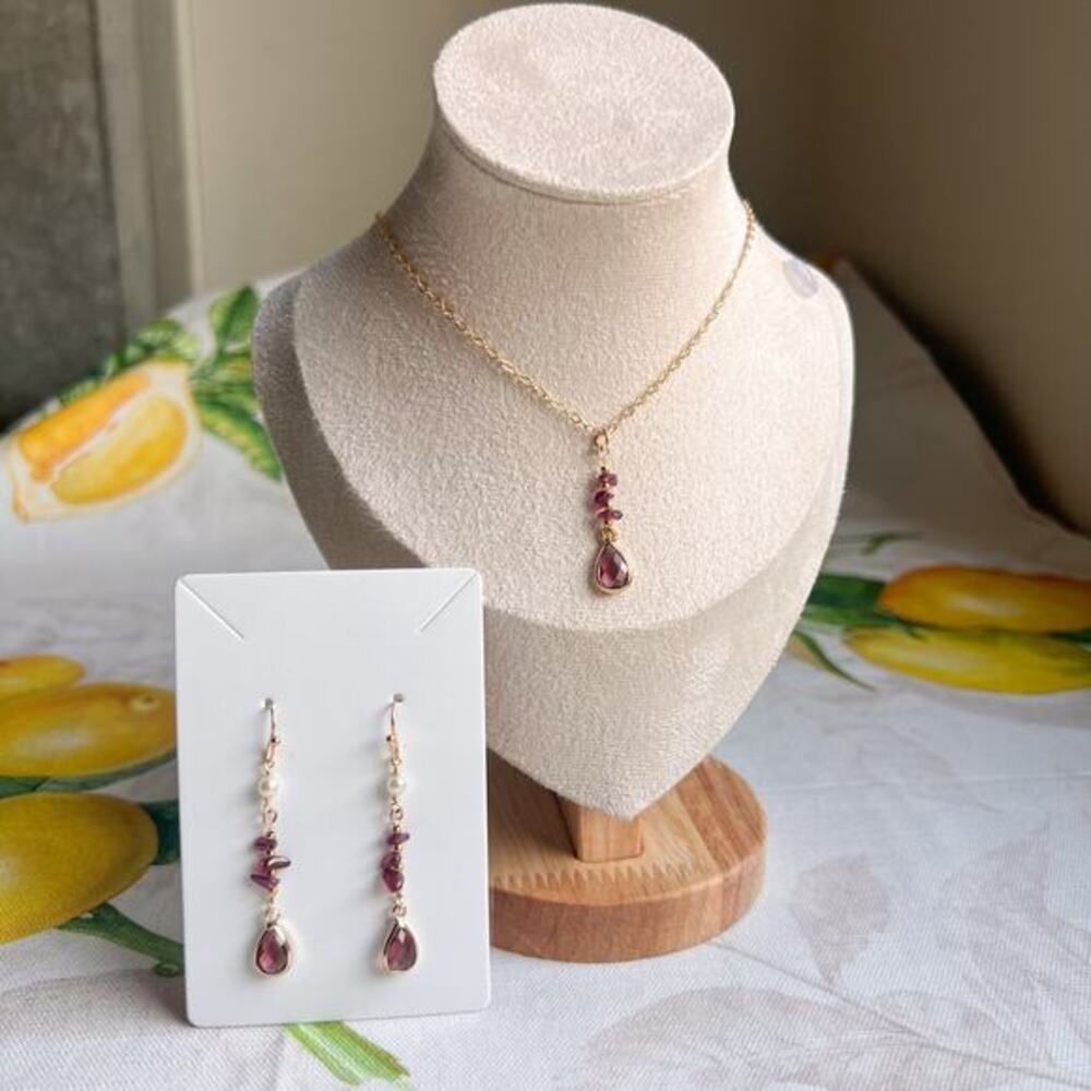 Garnet Pearl January Birthstone Bohemian Minimalist Earthy Casual Jewelry Set